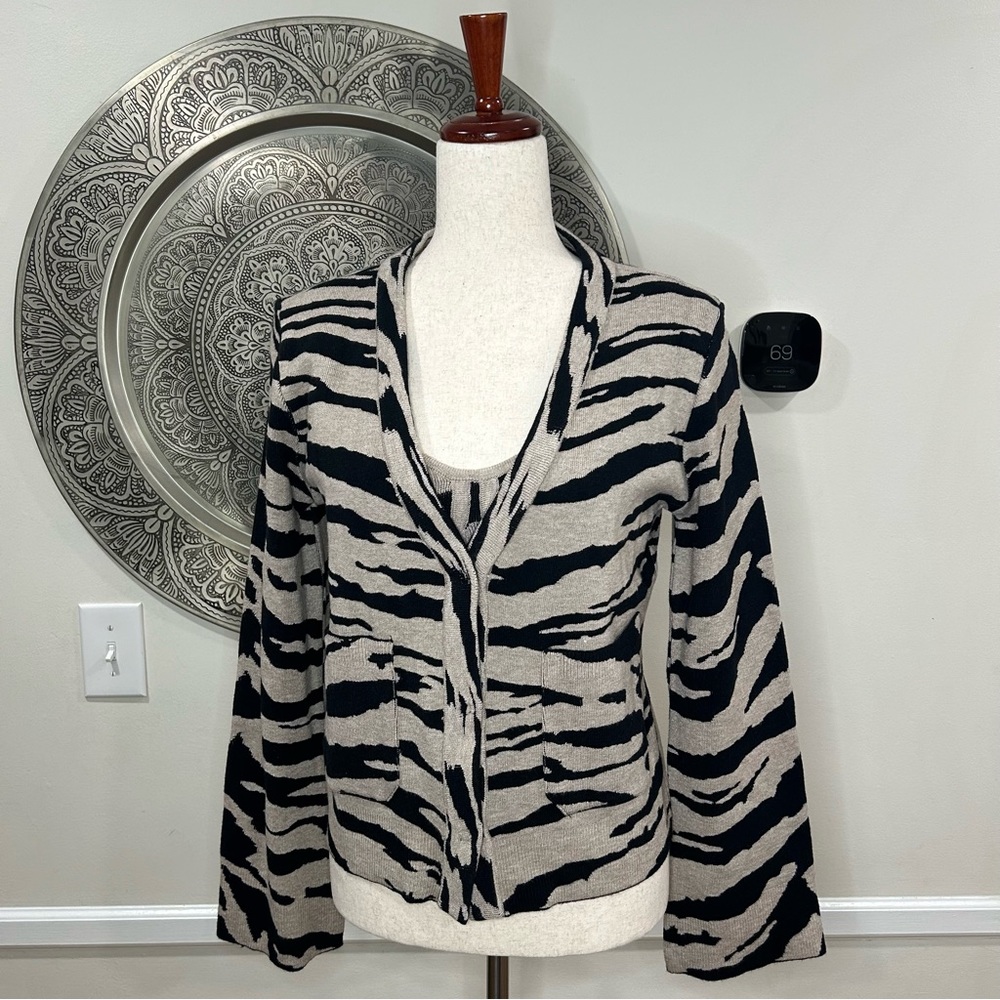 NWT Paola Bernardi Tan Black Zebra Print Jacket and Tank Set  - Size S/M - Picture 2 of 14
